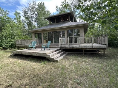 Victoria Beach: 8 Bella Dan Avenue