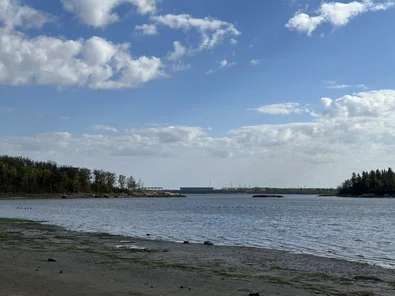 Pine Falls: 248 Northshore Rd 2.4 acres